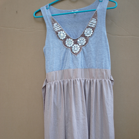 LARGE grey and pale pink studded - Picture 1 of 6